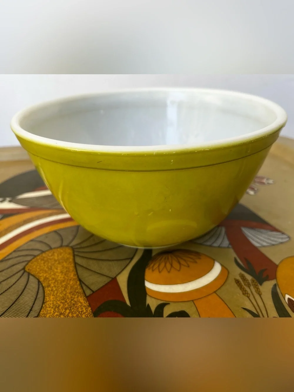 Vintage Pyrex 402 Verde Lime Green Mixing Bowl 1.5 QT Retro Milk Glass